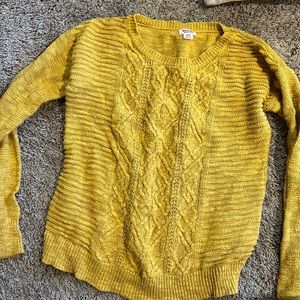Mossimo yellow-gold sweater